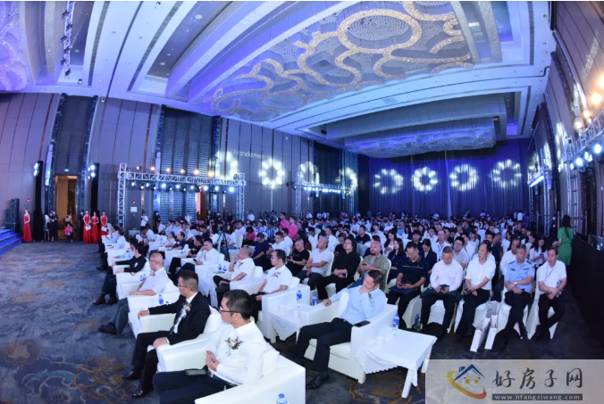 内江文化发展论坛系列报道之“深耕文旅,再创城市新地标”——万达地产西区副总裁袁林 </h1>(图1) 内江文化发展论坛系列报道之“深耕文旅,再创城市新地标”——万达地产西区副总裁袁林 </h1>(图1)